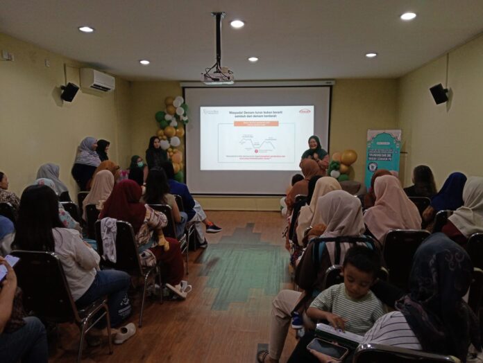Seminar Cegah Demam Berdarah Sejak Dini dengan Vaksin, Edukasi untuk Warga Surabaya (dokpri) Seminar Cegah Demam Berdarah Sejak Dini dengan Vaksin, Edukasi untuk Warga Surabaya (dokpri)