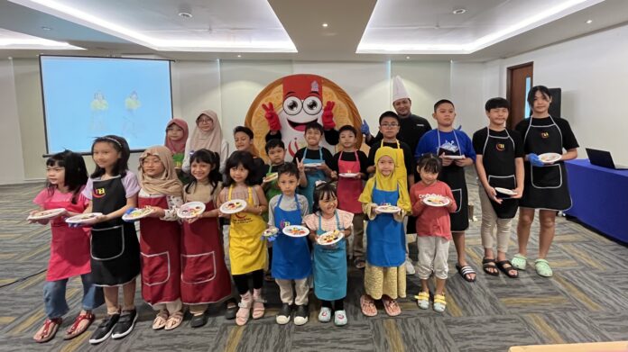 Latih Kreativitas dan Motorik Anak melalui Kids Cooking Class di Hotel 88 Embong Malang (foto : ist)