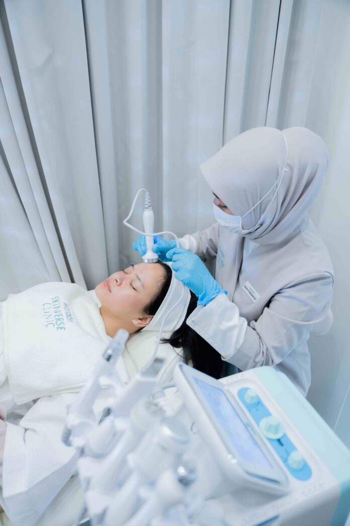 Wardah SKINVERSE CLINIC 2025: Hadirkan Pengalaman Klinis Tanpa Rasa Sakit Berdasarkan Teknologi AI Skin Analyzer (foto : ist) Wardah SKINVERSE CLINIC 2025: Hadirkan Pengalaman Klinis Tanpa Rasa Sakit Berdasarkan Teknologi AI Skin Analyzer (foto : ist)