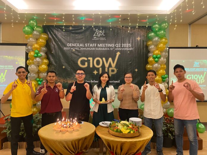 Zest Hotel Jemursari Surabaya Rayakan 10 Tahun Perjalanan dengan Semangat G10W UP (foto : ist)